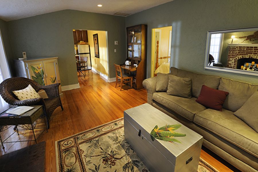 Pineapple Suite